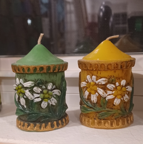 Other - Vintage Floral Candles